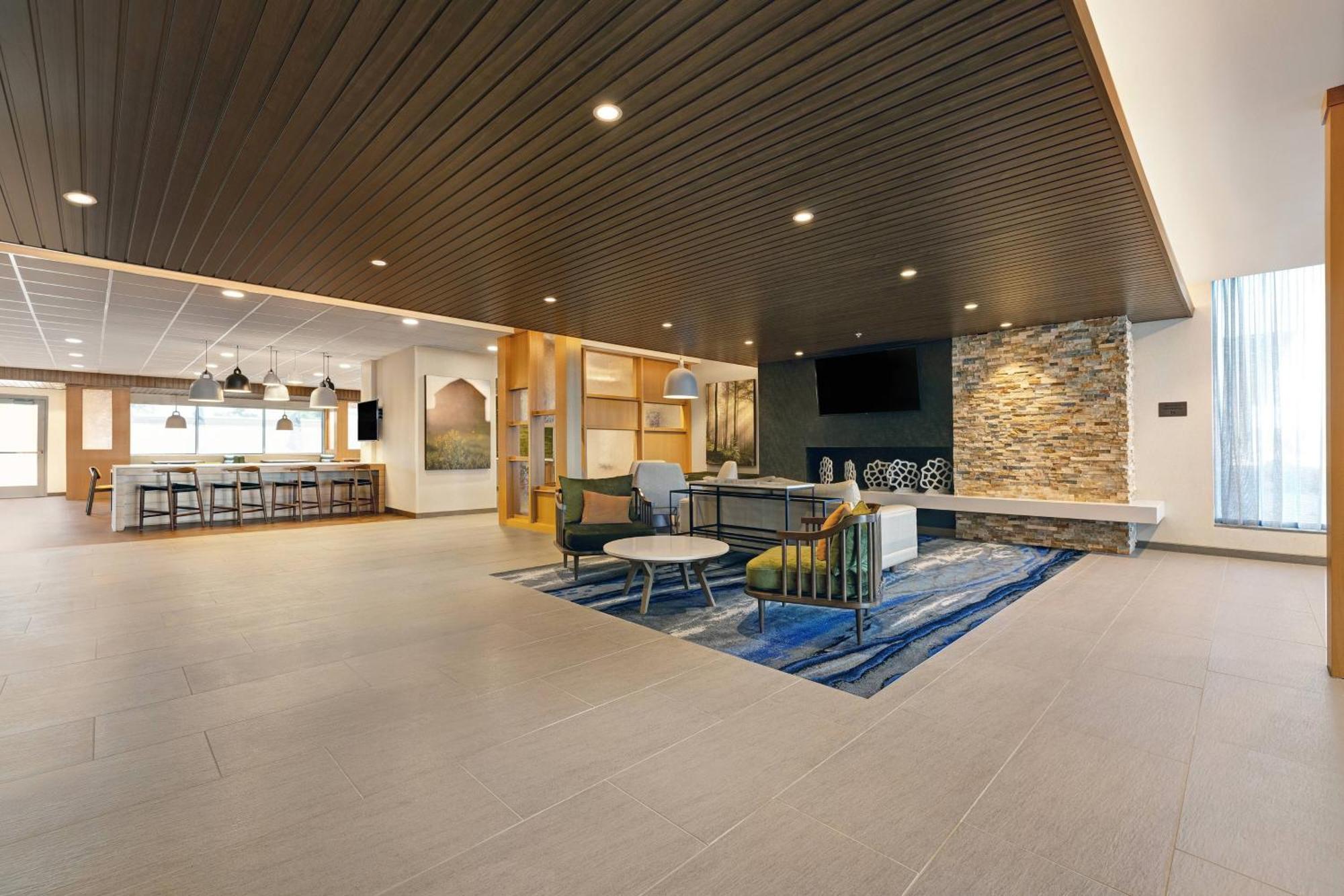 Fairfield Inn & Suites By Marriott Milwaukee Brookfield Exterior foto